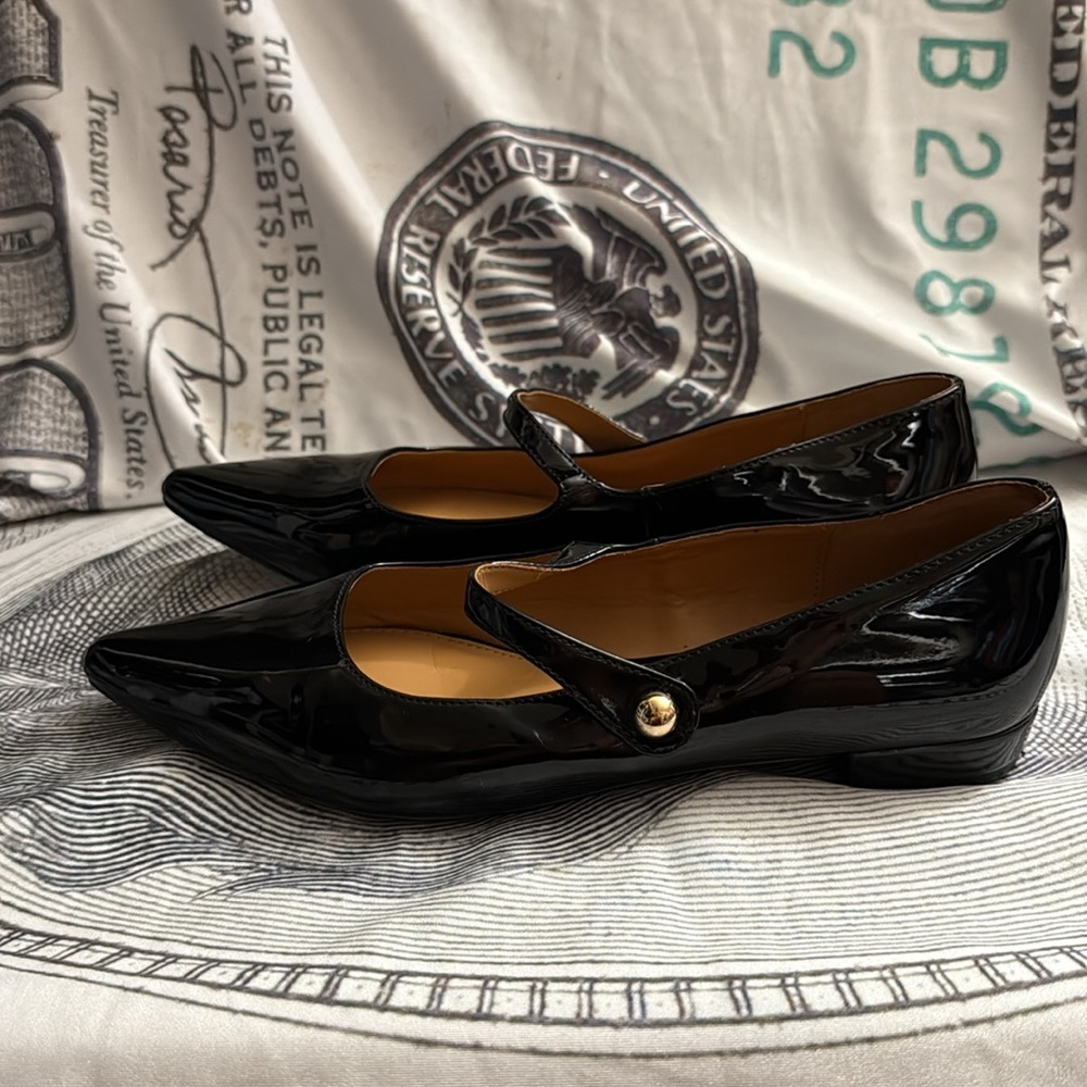 J.Crew Mary Jane Flats with gold buttons. Size 6.5. GUC - Picture 5 of 7